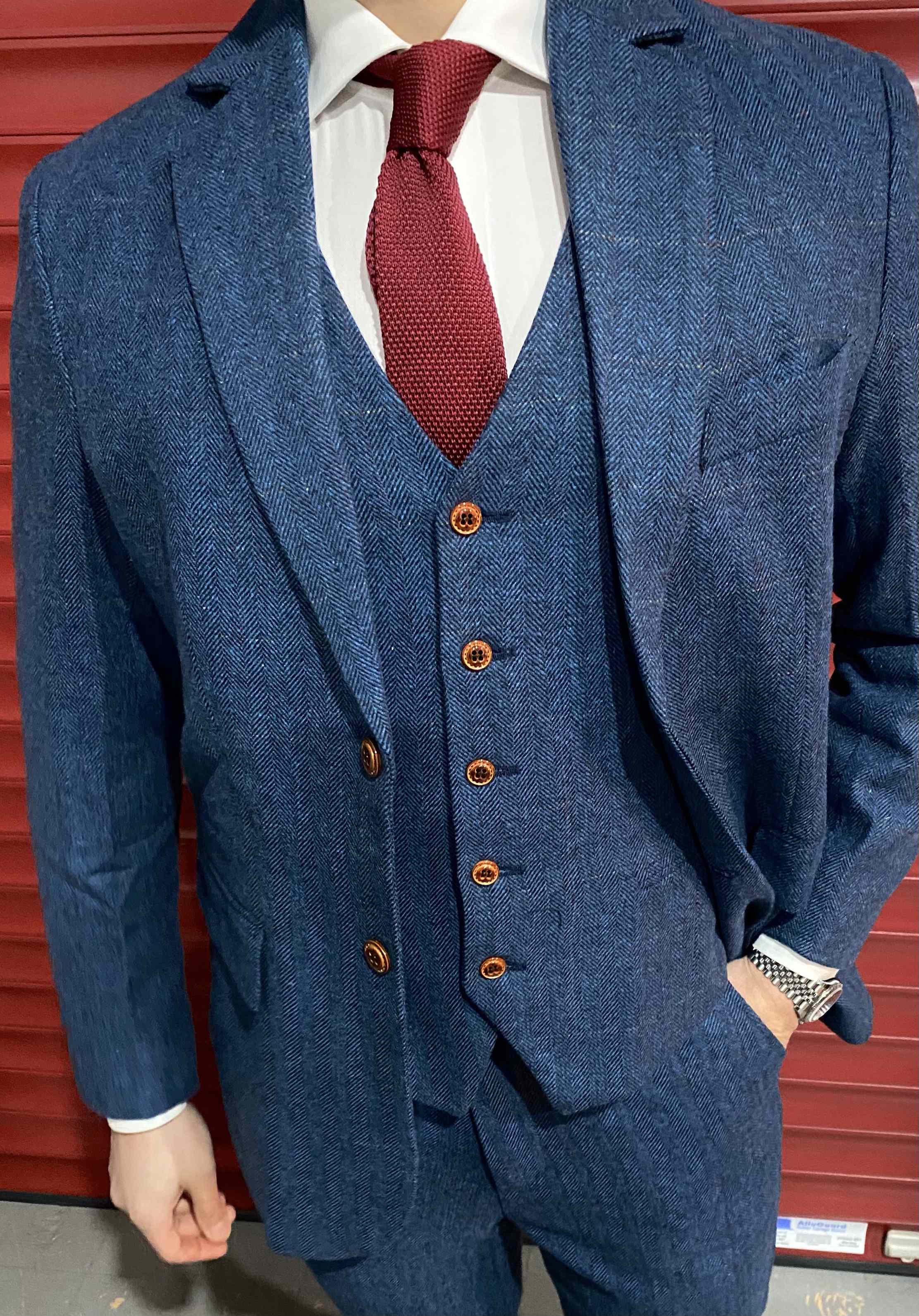 Tweed Suits Are Perfect For the winter